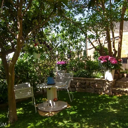 Giardino Delle Zagare 3* بياتْسا أرمارِنا