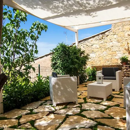 Giardino Delle Zagare بياتْسا أرمارِنا