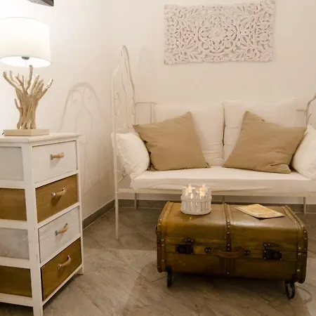 Giardino Delle Zagare فندق مبيت وإفطار