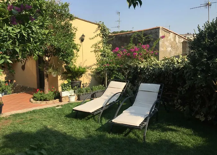 Giardino Delle Zagare לינה וארוחת בוקר 3*